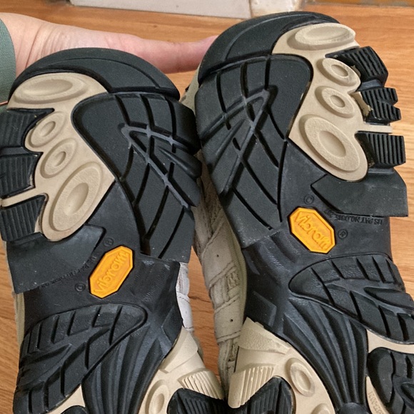 Merrell Moab 2 Vent Mid 7.5 womens - Picture 6 of 12